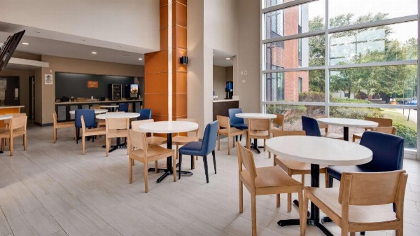 Best Western Plus Augusta North Inn & Suites Main image